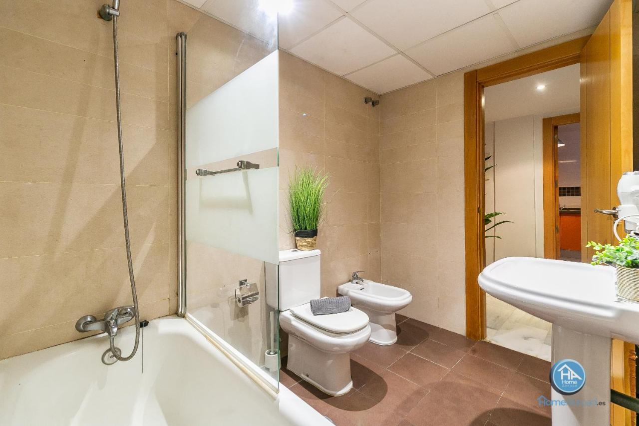 Malaga Boutique Stay - Carlos Haya Area With Parking Zewnętrze zdjęcie